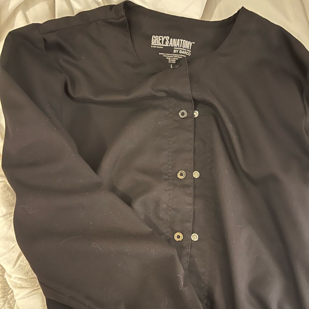 Greys anatomy scrub jacket. Black. Size L